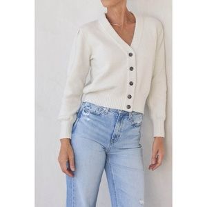 AYR Cream Cardigan Button Front Organic Cotton Womens 🌻